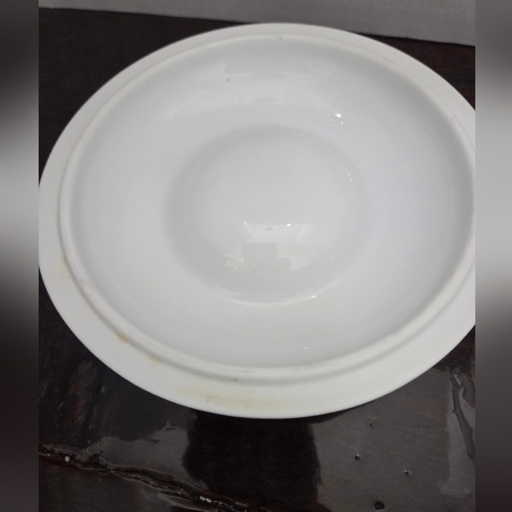 Spode Stafford Floral Porcelain Round Bowl with Lid - Picture 10 of 14